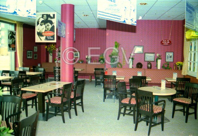 Cafe-Restaurant Hosselmann im Parterre des Einkaufs-Zentrum-Evinger-Mitte, 1998