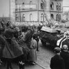 Grubenunglück am 11. Februar 1925: Trauerzug an der evangelische Kirche Deutsche Straße