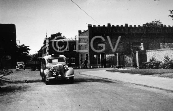 Partie am alten Eingang nach Teilfertigstellung des Direktionsgebäude, um 1950/55