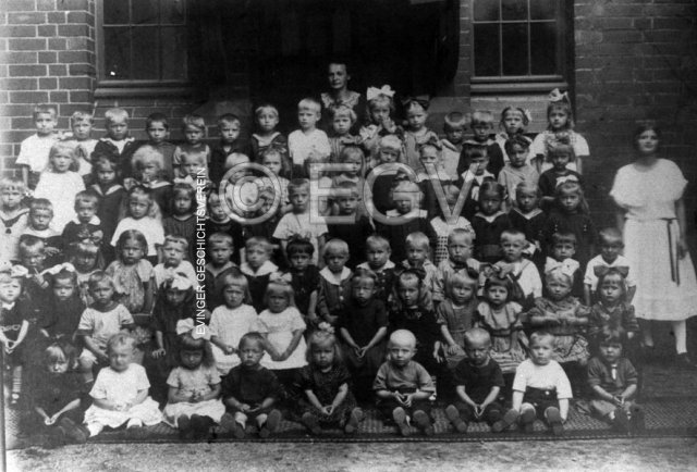 Kinderhort im Wohlfahrtsgebäude, 1925